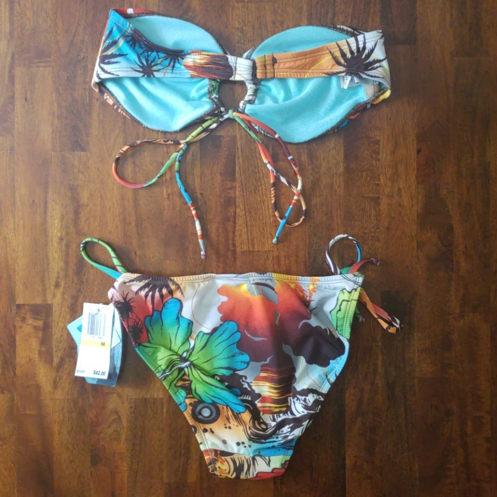 Speedo Bikini - Picture 2 of 3
